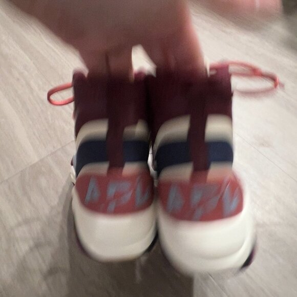 Like New APL Techloom Defender Seakers Size 7 Color Blue Cream Pink - Picture 7 of 10